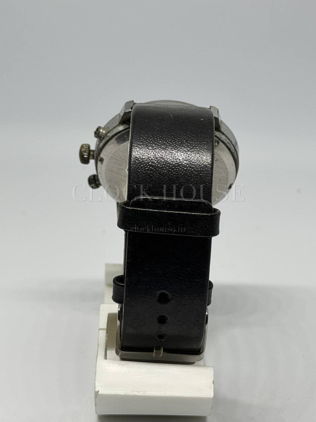 Aureole vintage Swiss chronograph, view 3