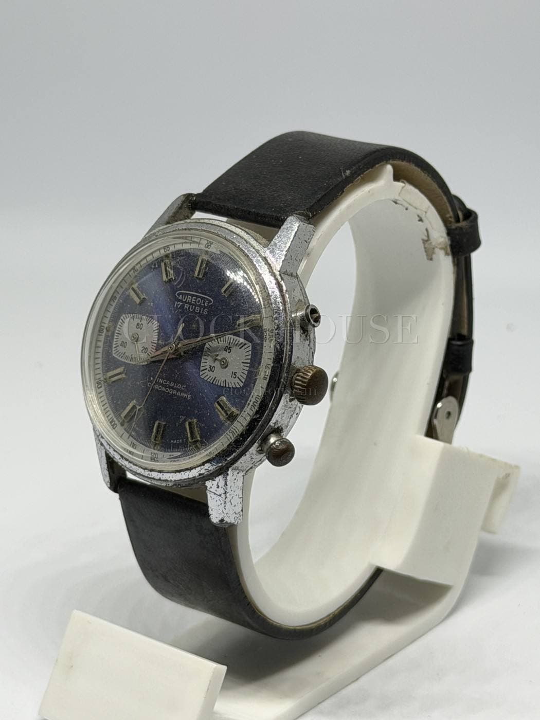 Aureole vintage Swiss chronograph, view 5