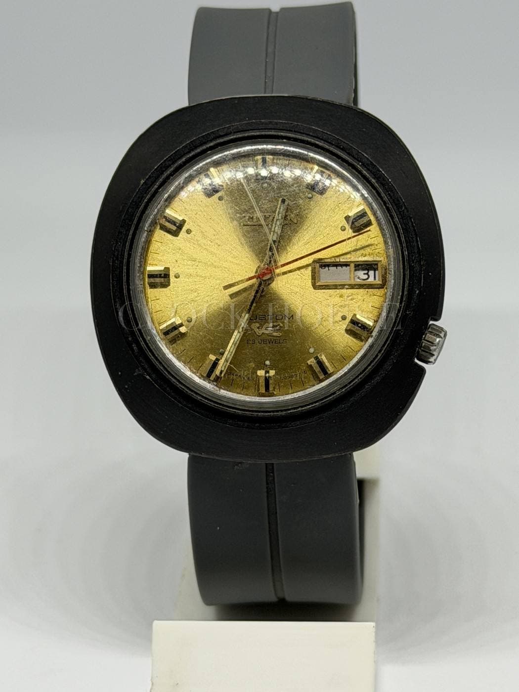 Citizen Custom (Gold Dial)