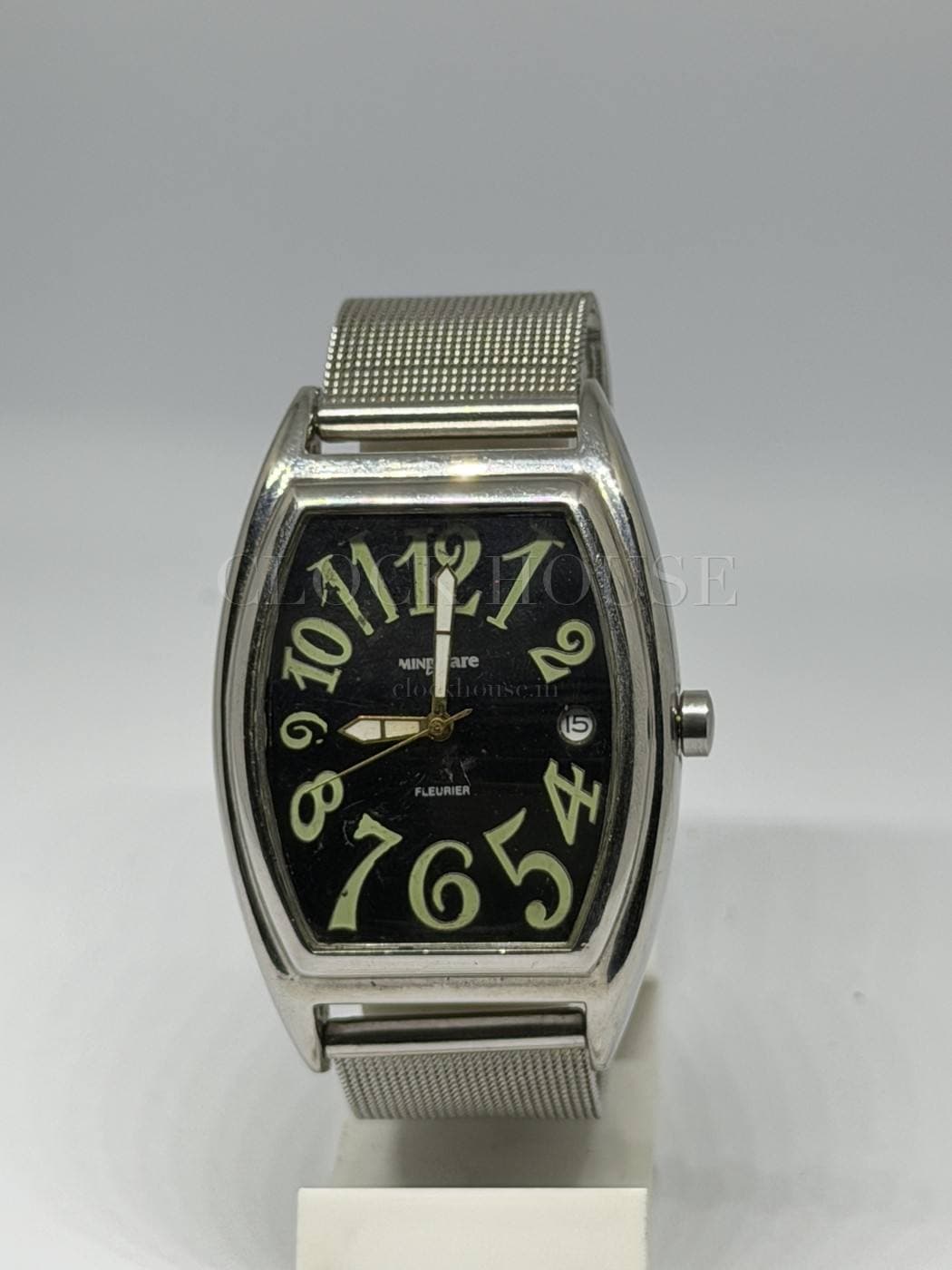 Fashion Tonneau Watch (Large Numerals)