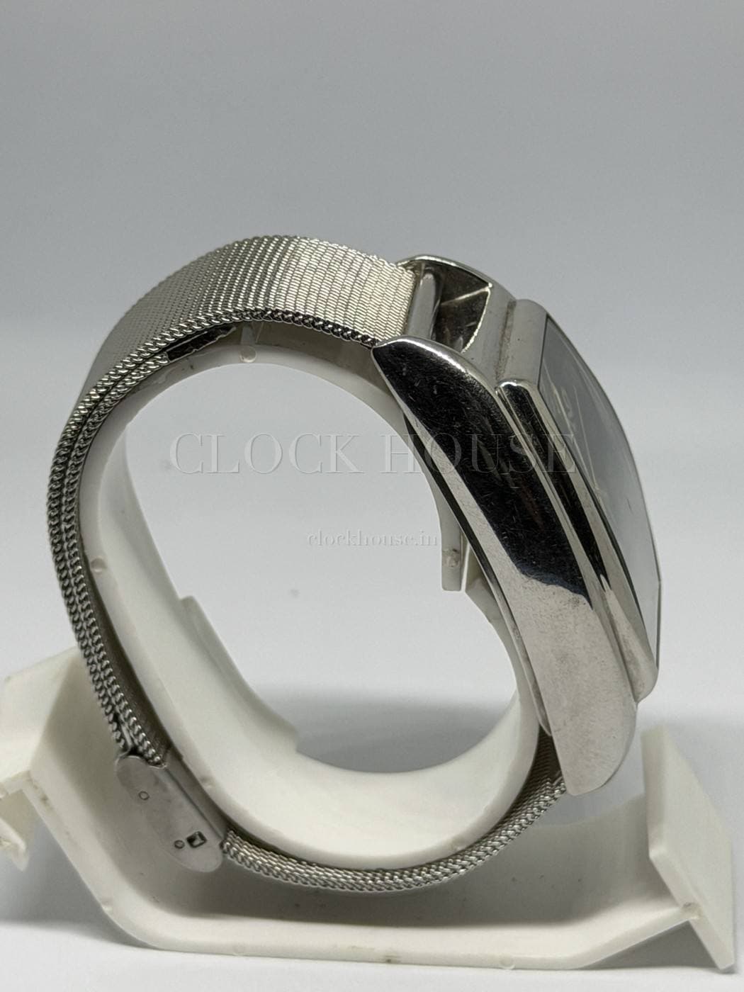 Fashion Tonneau Watch (Large Numerals) pre-owned Fashion Watch quartz watch, view 4