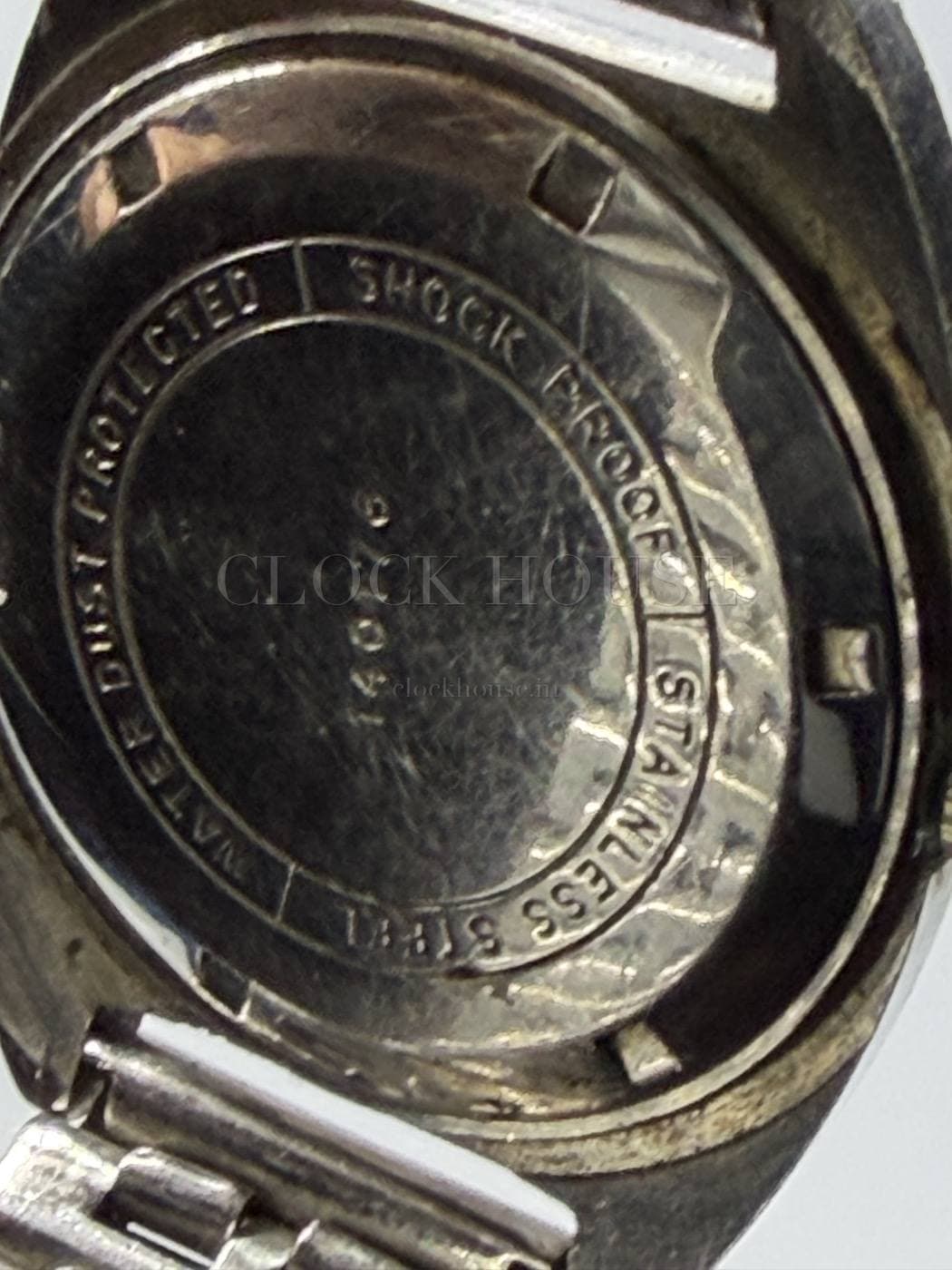 Vintage HMT hand-wound watch, black Para Shock dial, view 6