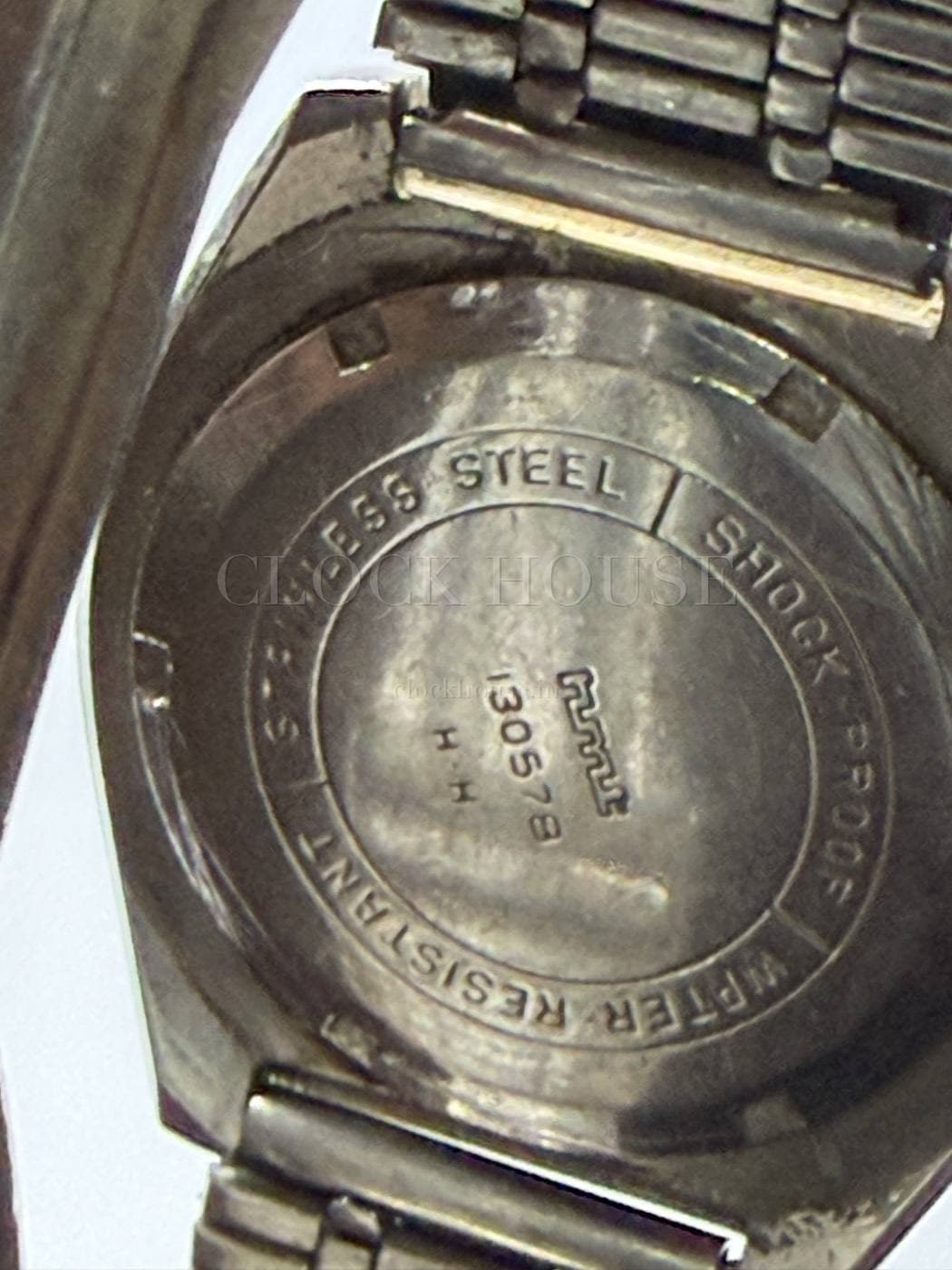 HMT Kohinoor caseback
