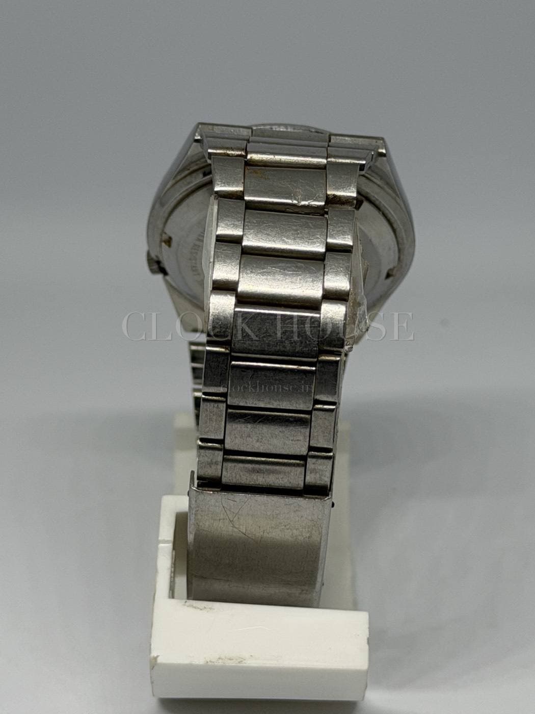 Seiko 5 Black Dial vintage Seiko 5 automatic, view 4