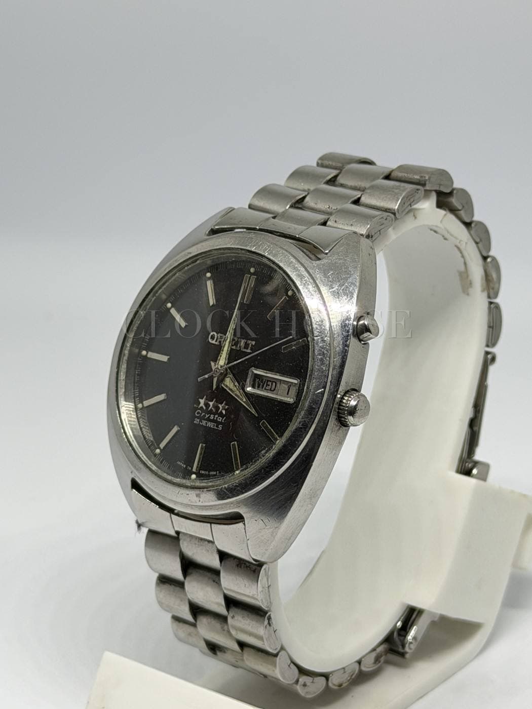 Seiko 5 Black Day-Date vintage Seiko 5 automatic, view 3