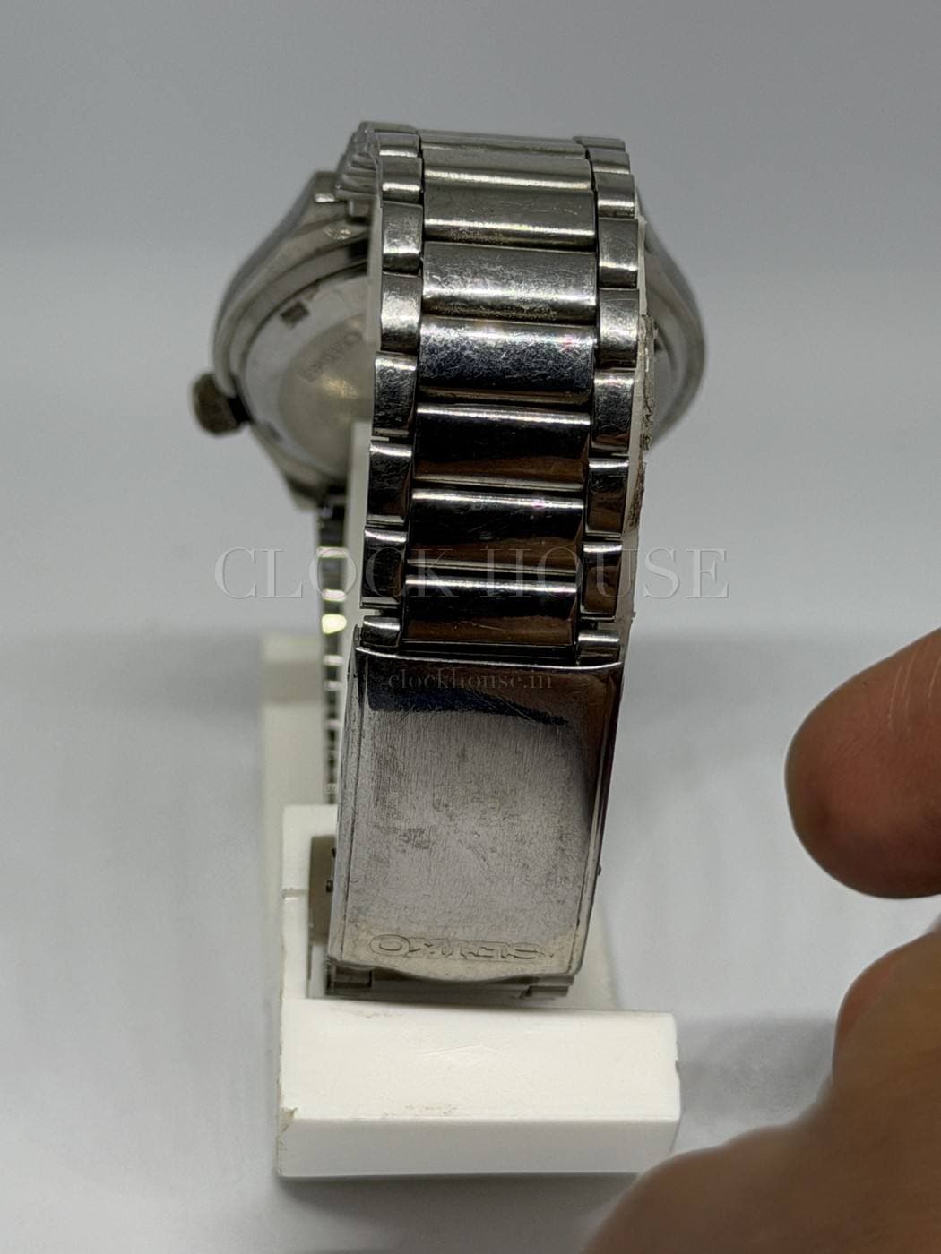 Seiko 5 Blue Waffle Dial vintage Seiko 5 automatic, view 3