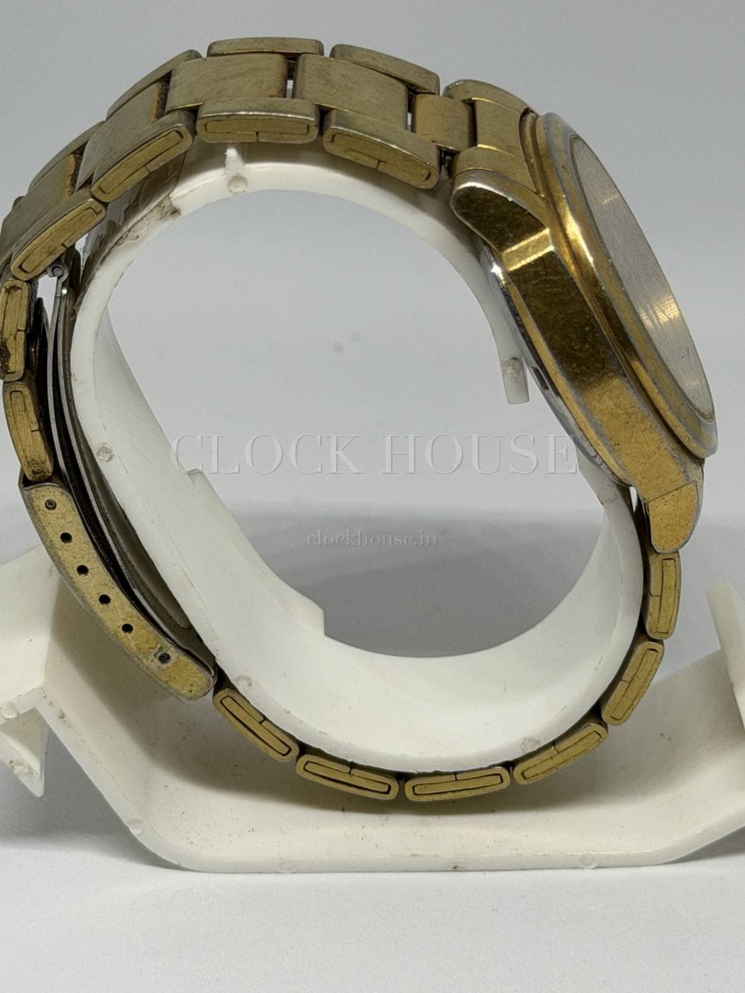 Seiko 5 Gold (Steel Bracelet) vintage Seiko 5 automatic, view 4