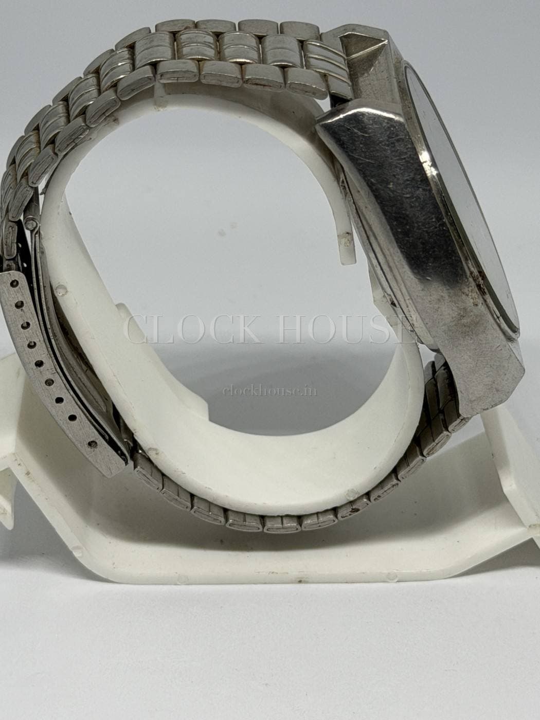 Seiko 5 Silver (Steel Bracelet) vintage Seiko 5 automatic, view 4