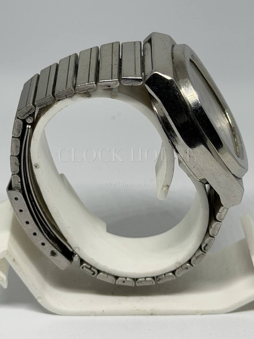Seiko 5 Silver (TV Dial) vintage Seiko 5 automatic, view 4