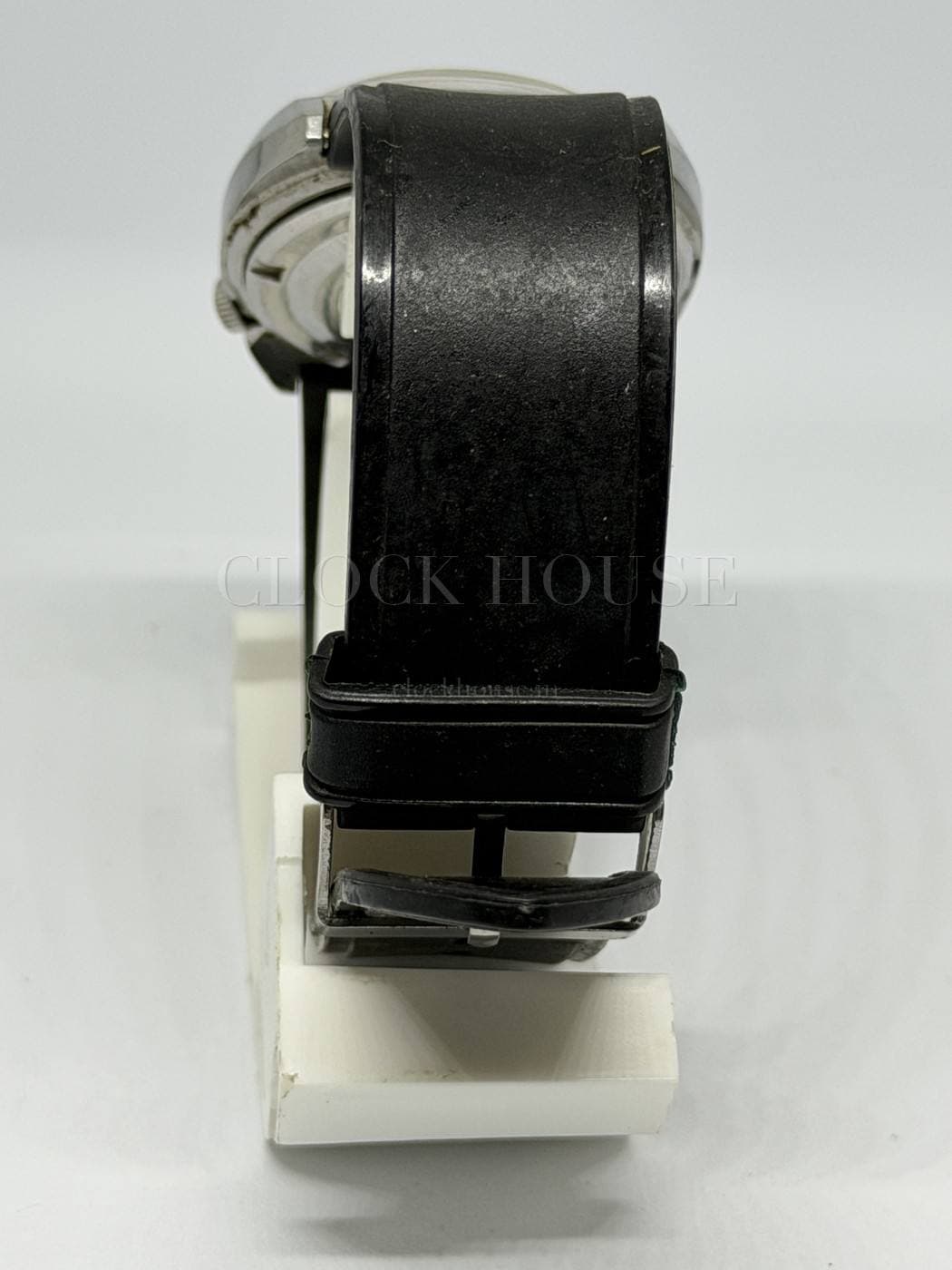 Seiko Automatic (Black Dial, Gilt Hands) vintage Seiko automatic, view 3