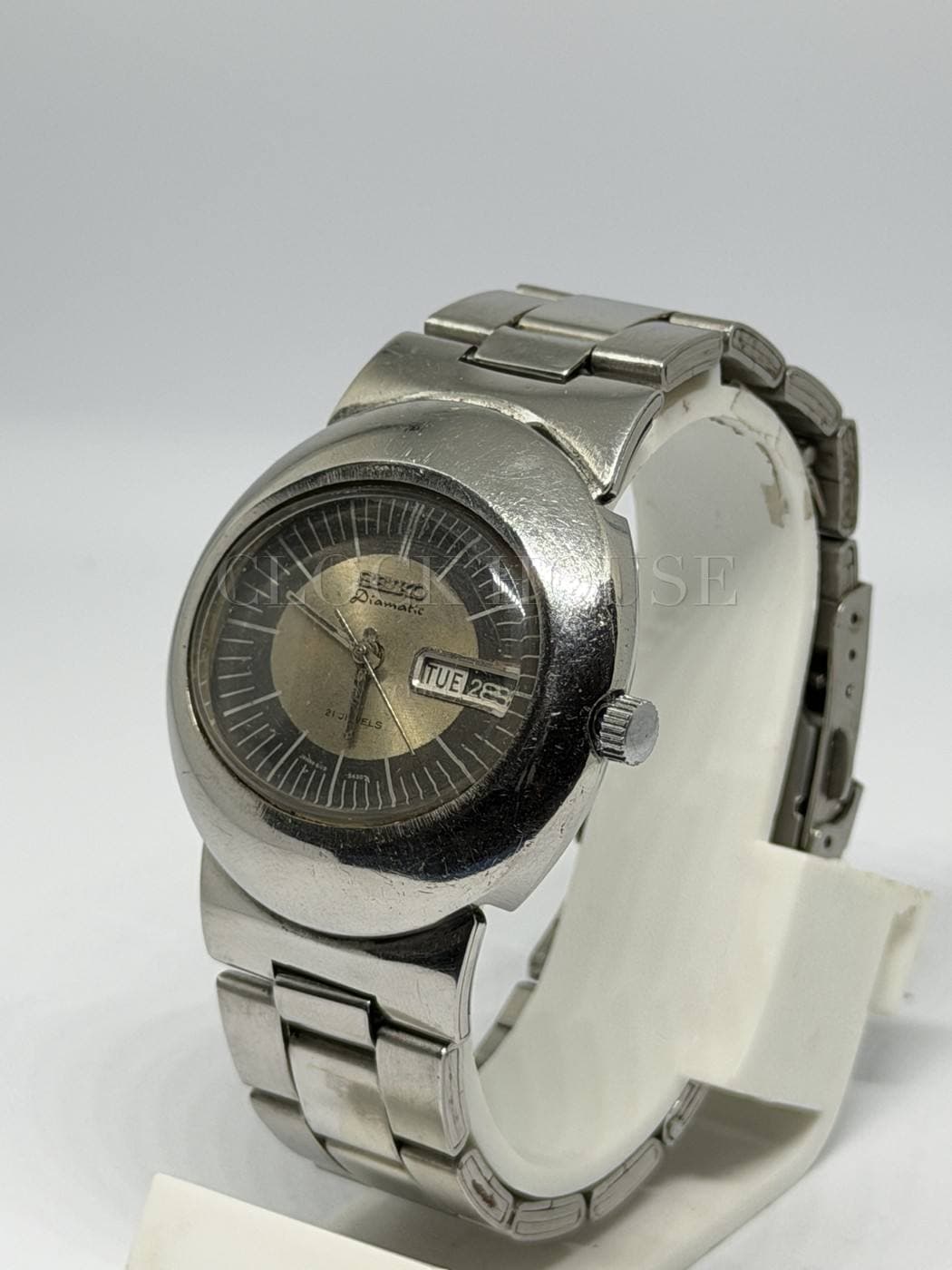 Seiko Automatic (Black Sunburst Dial) vintage Seiko automatic, view 5