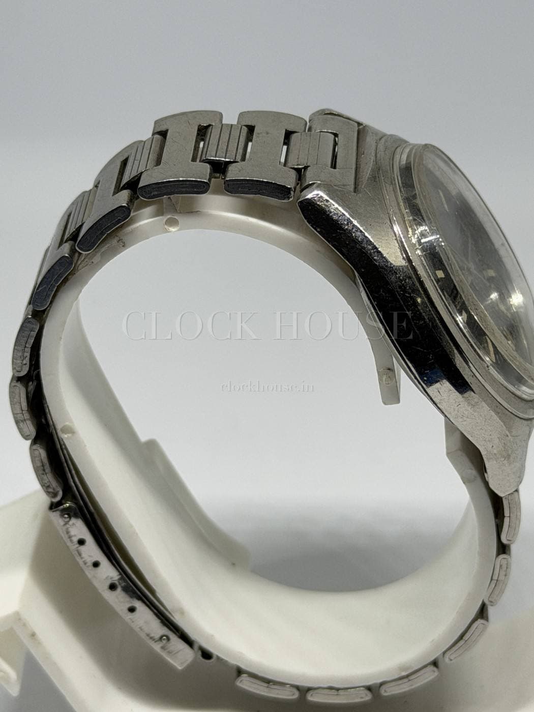 Seiko Automatic (Charcoal Dial) vintage Seiko automatic, view 2