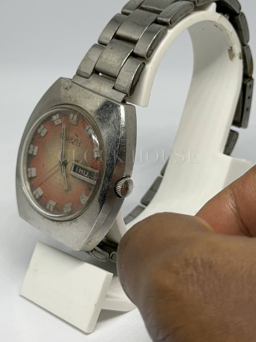 Seiko Automatic (Salmon Dial) vintage Seiko automatic, view 5