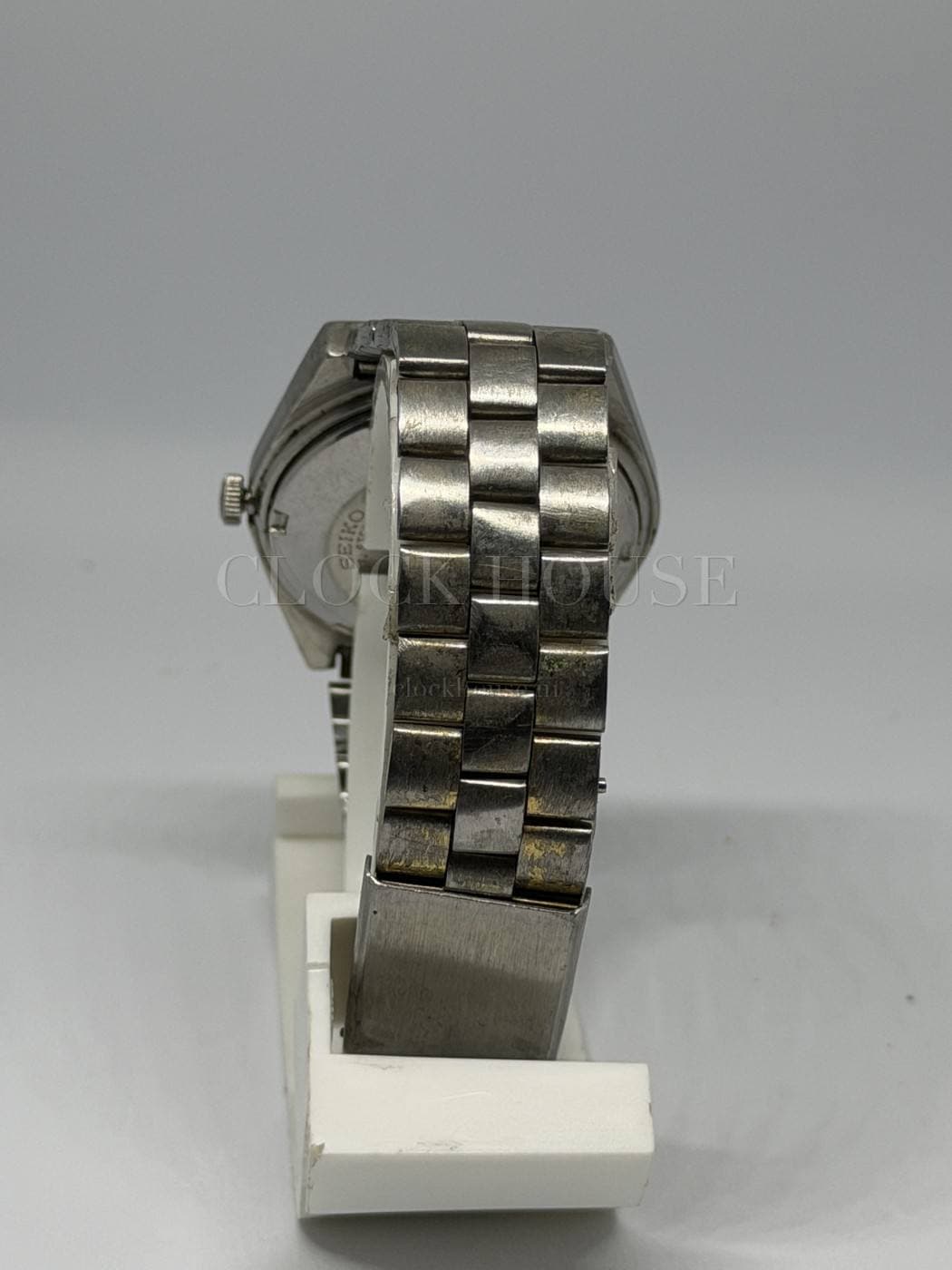 Seiko Automatic (Silver Crosshair Dial) vintage Seiko automatic, view 3