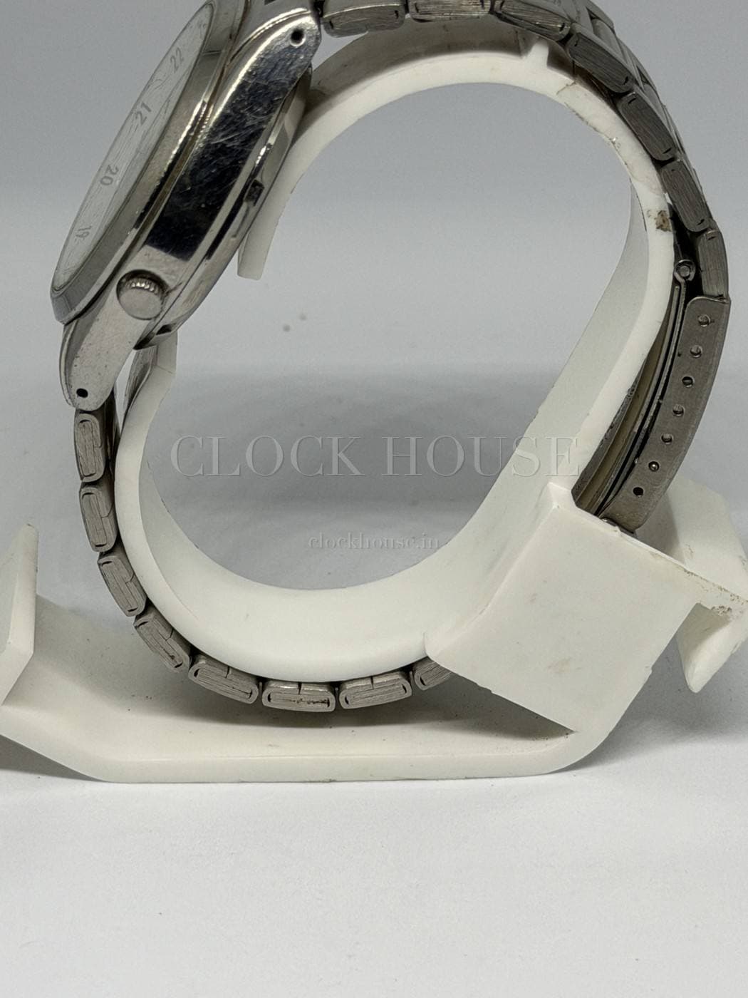 Seiko Automatic (White 24-Hour Dial) vintage Seiko automatic, view 2