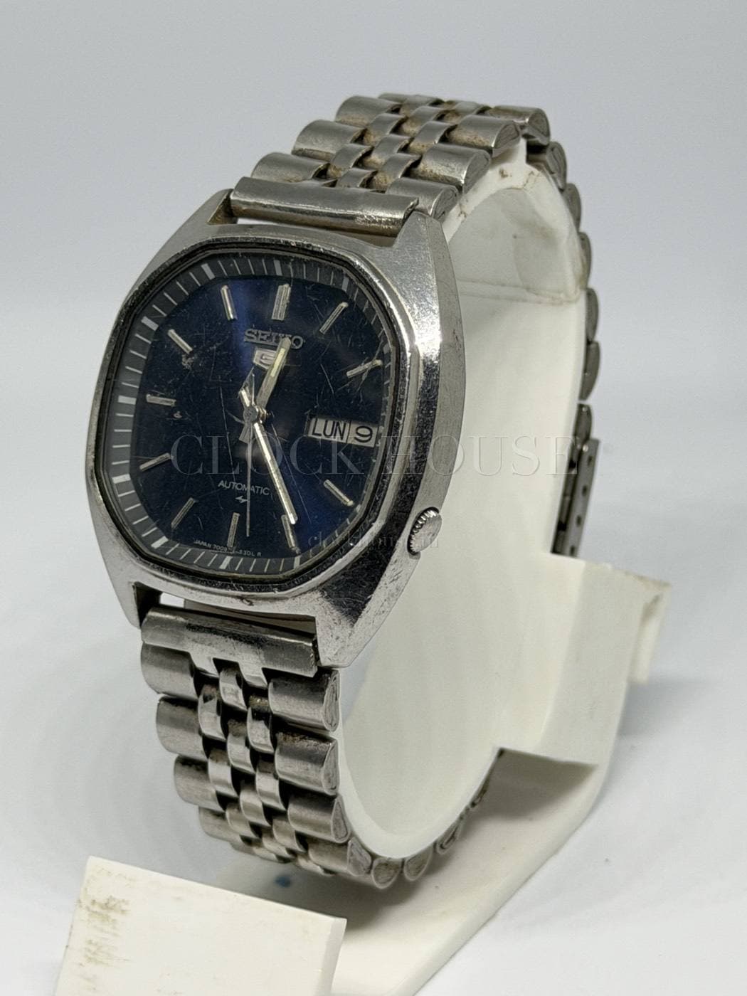 Seiko 5 Blue Day-Date vintage Seiko 5 automatic, view 3