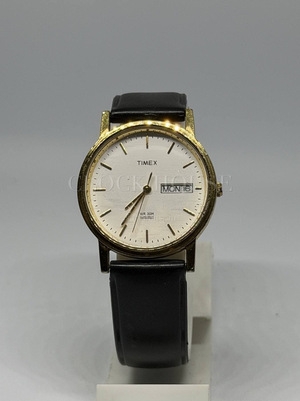 Timex Quartz Day-Date