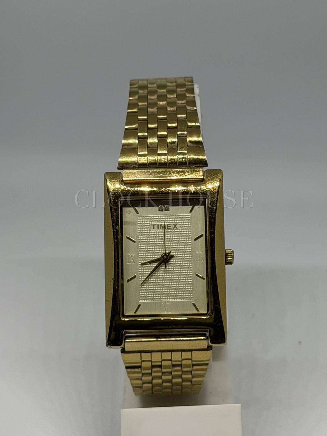 Timex Quartz (Gold Rectangular)