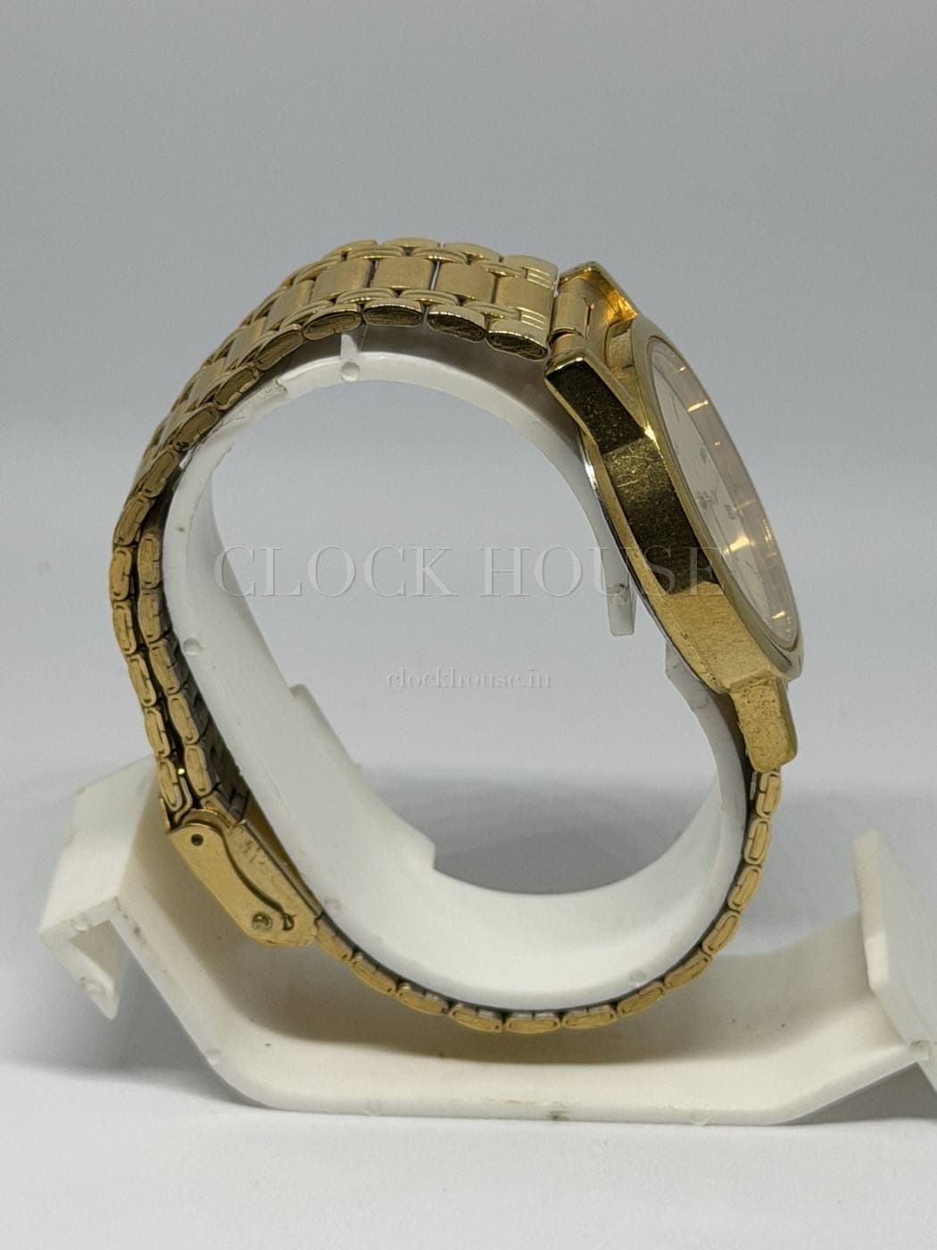 Titan Classique (Gold Dial) pre-owned Titan quartz watch, view 4