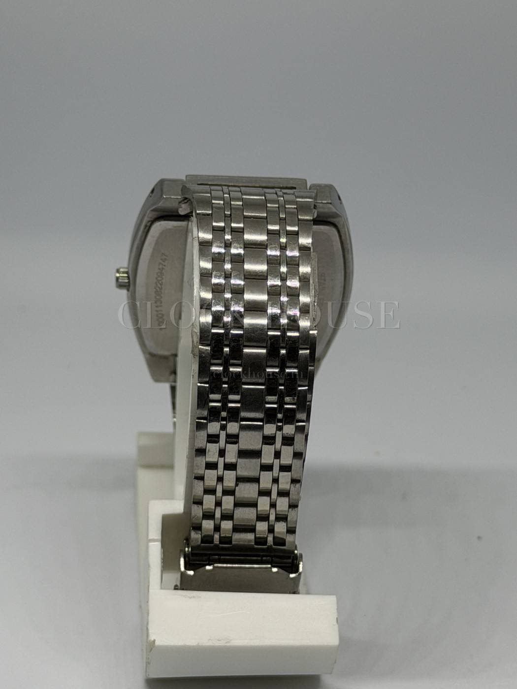 Titan Quartz (Silver Dial) pre-owned Titan quartz watch, view 3