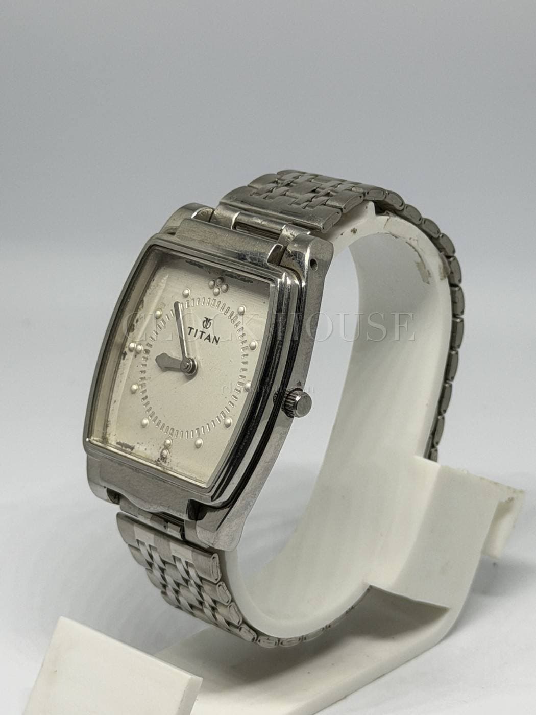 Titan Quartz (Silver Dial) pre-owned Titan quartz watch, view 5