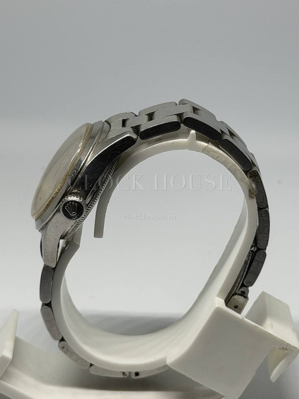 Tudor Oyster vintage Tudor watch, view 2