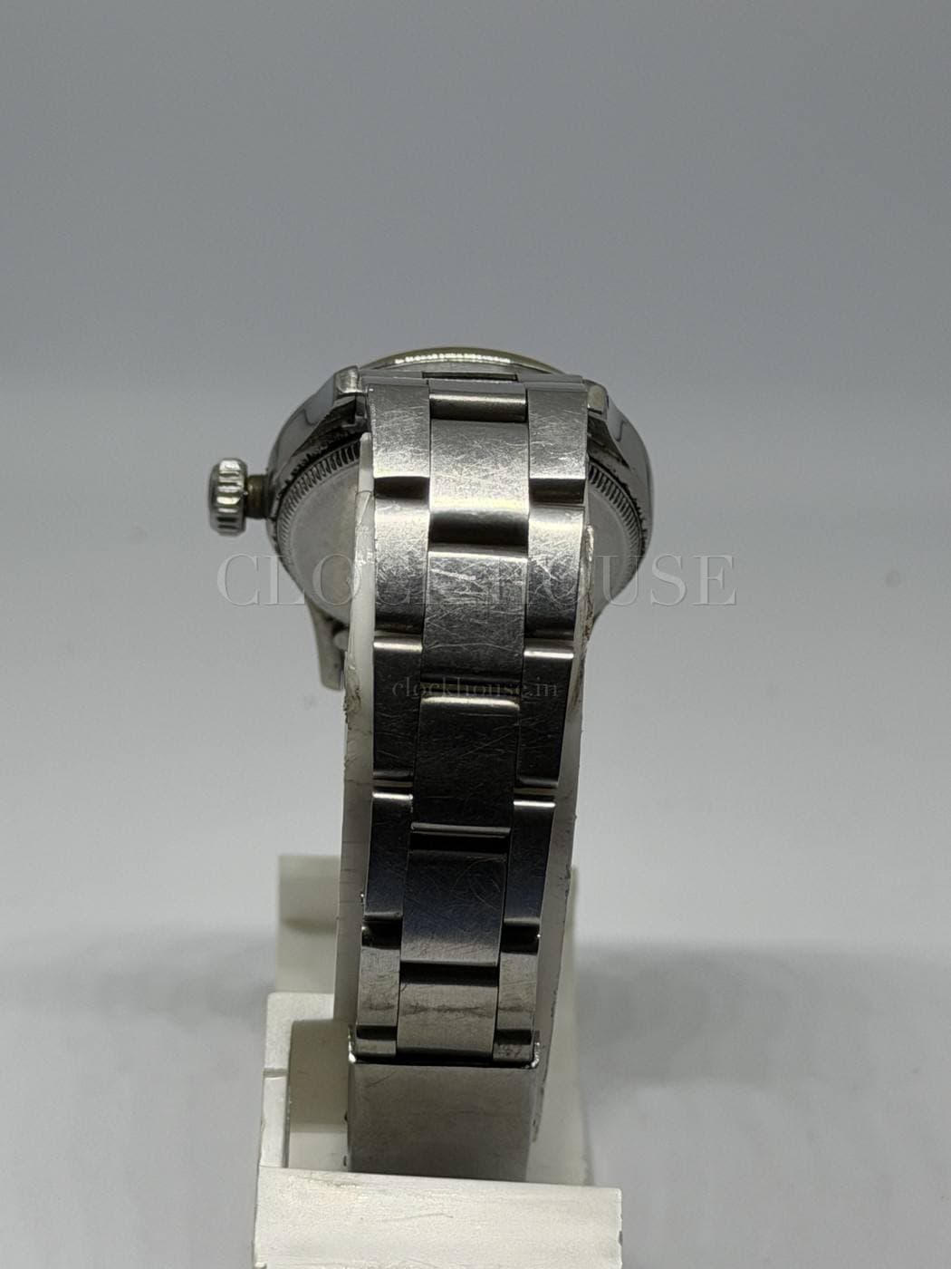 Tudor Oyster vintage Tudor watch, view 3