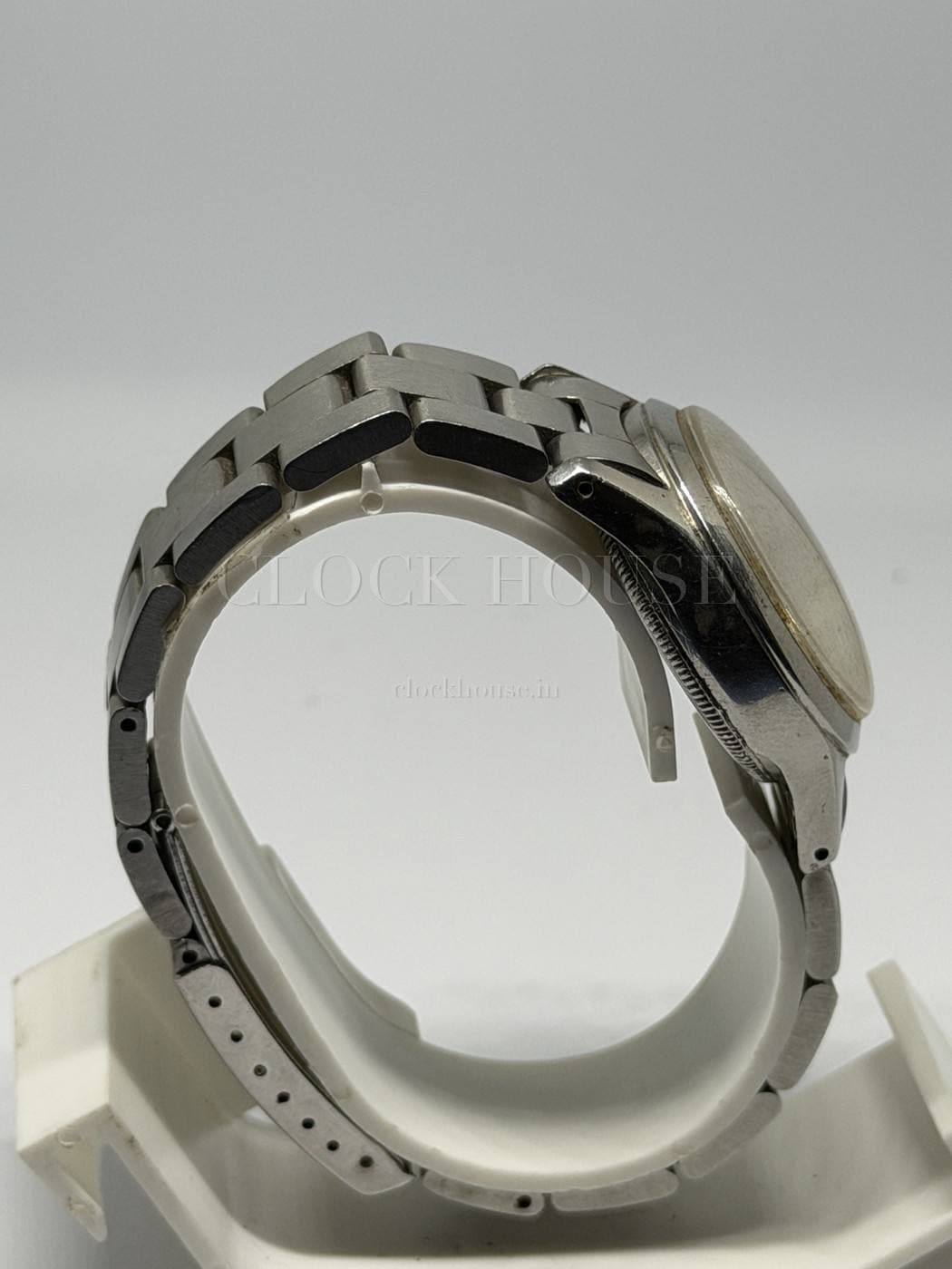 Tudor Oyster vintage Tudor watch, view 4