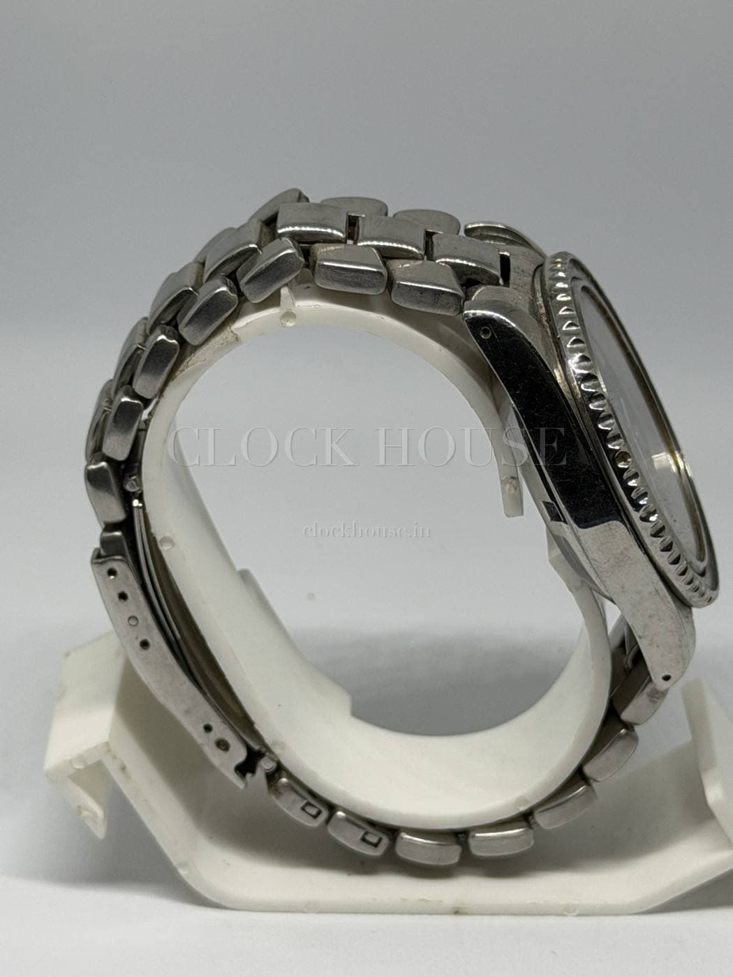 Yema vintage automatic dive watch, view 4